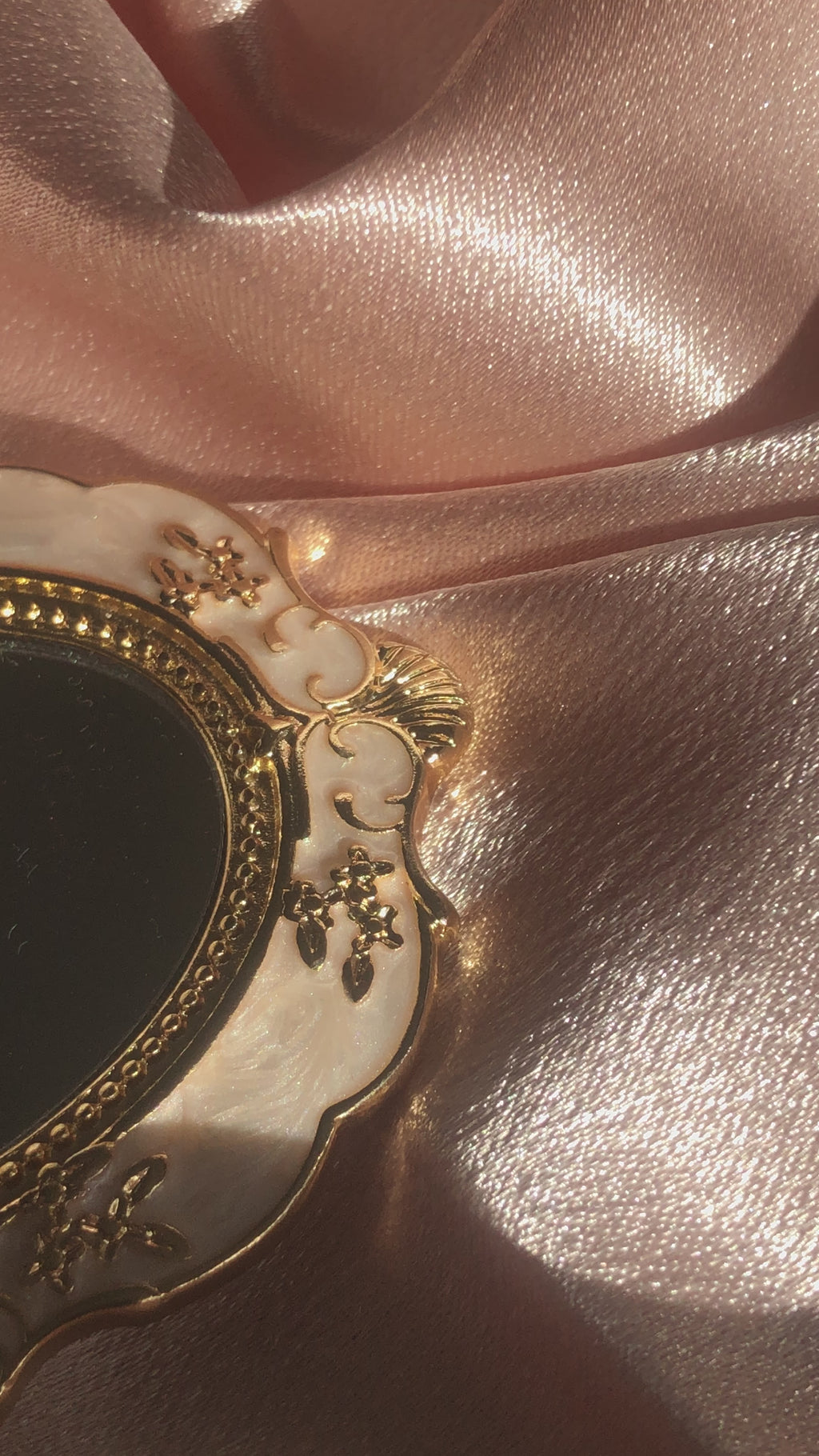 Darling Necklace