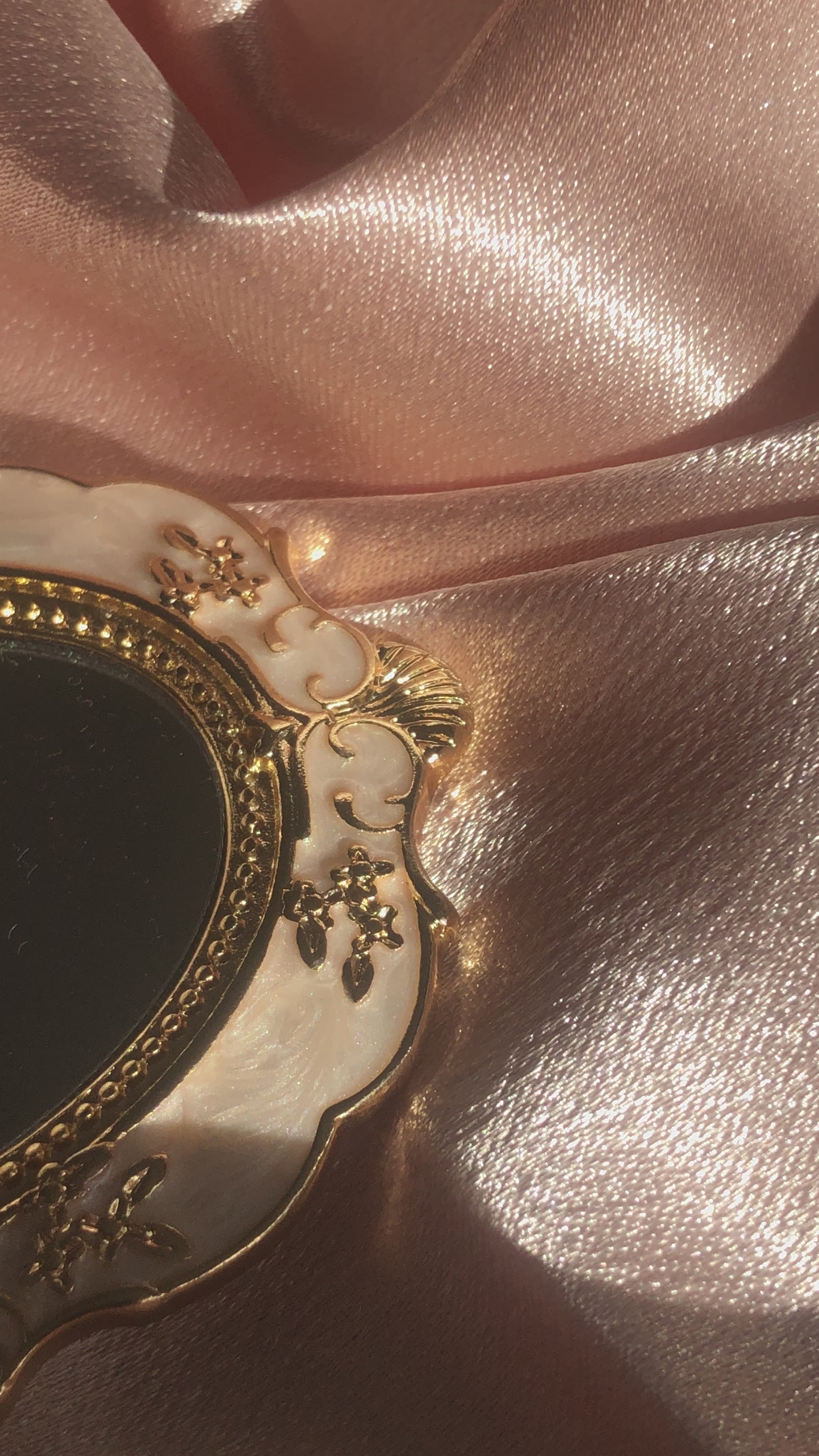 Darling Necklace