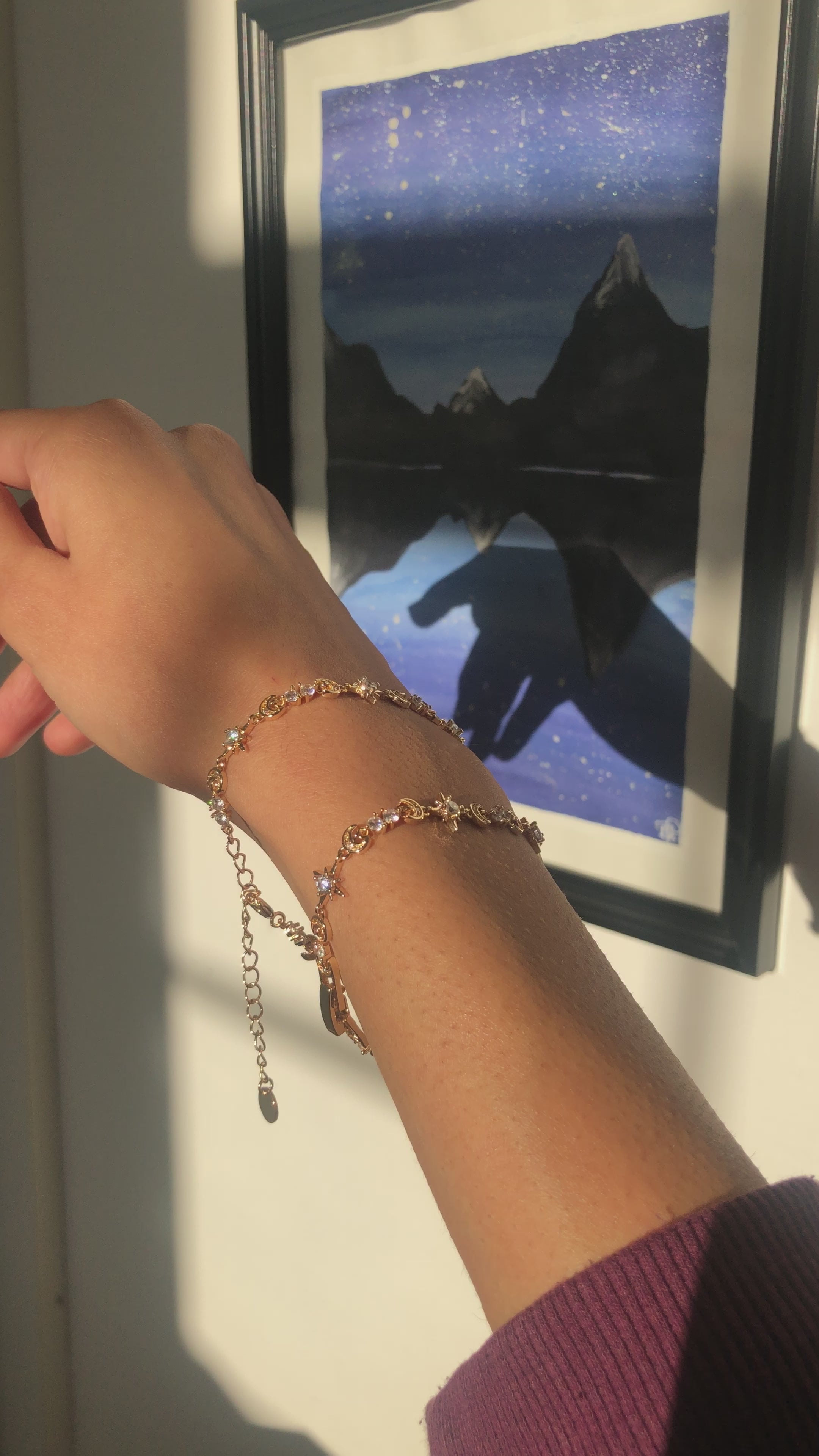 Gold adjustable bracelets with stars and moon pattern 